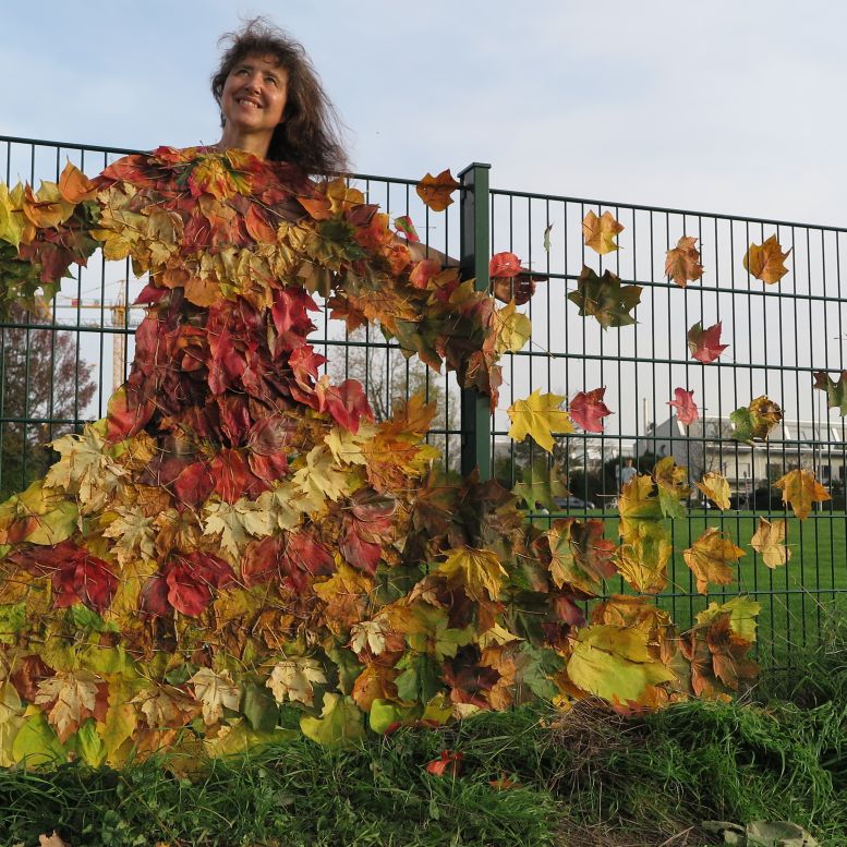 kleid aus herbstlaub